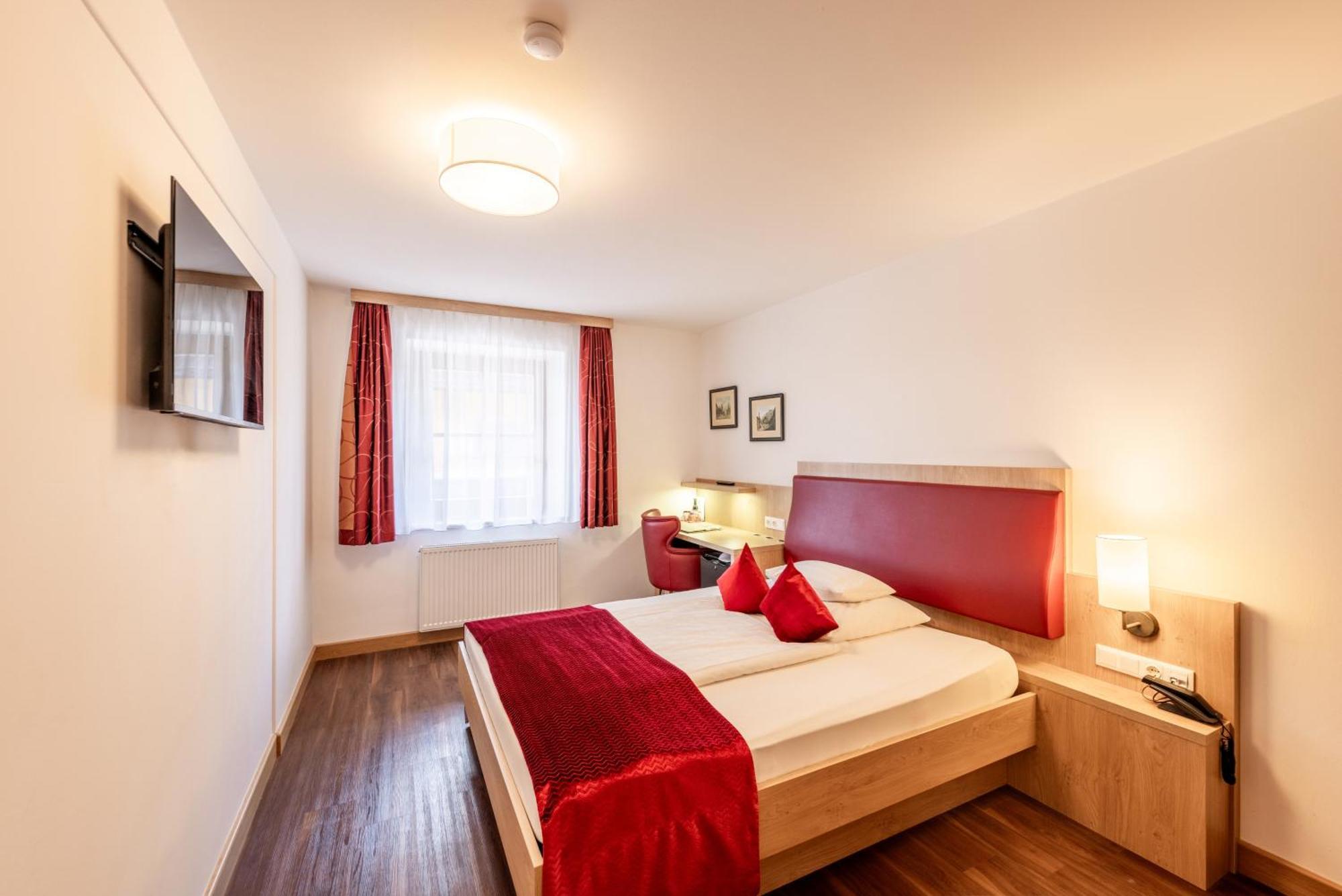 Hotel Gastagwirt Eugendorf Exteriér fotografie